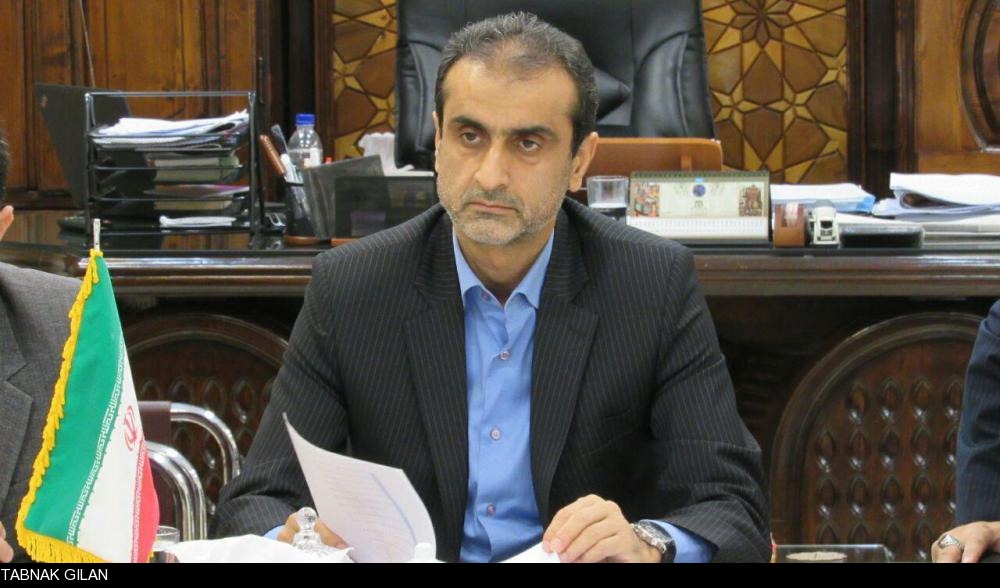 احمدی در واکنش به ادعای رییس تعاون رشت: کندی کار و معرفی تنها سه طرح اشتغال به بانک غیرقابل‌توجیه است!