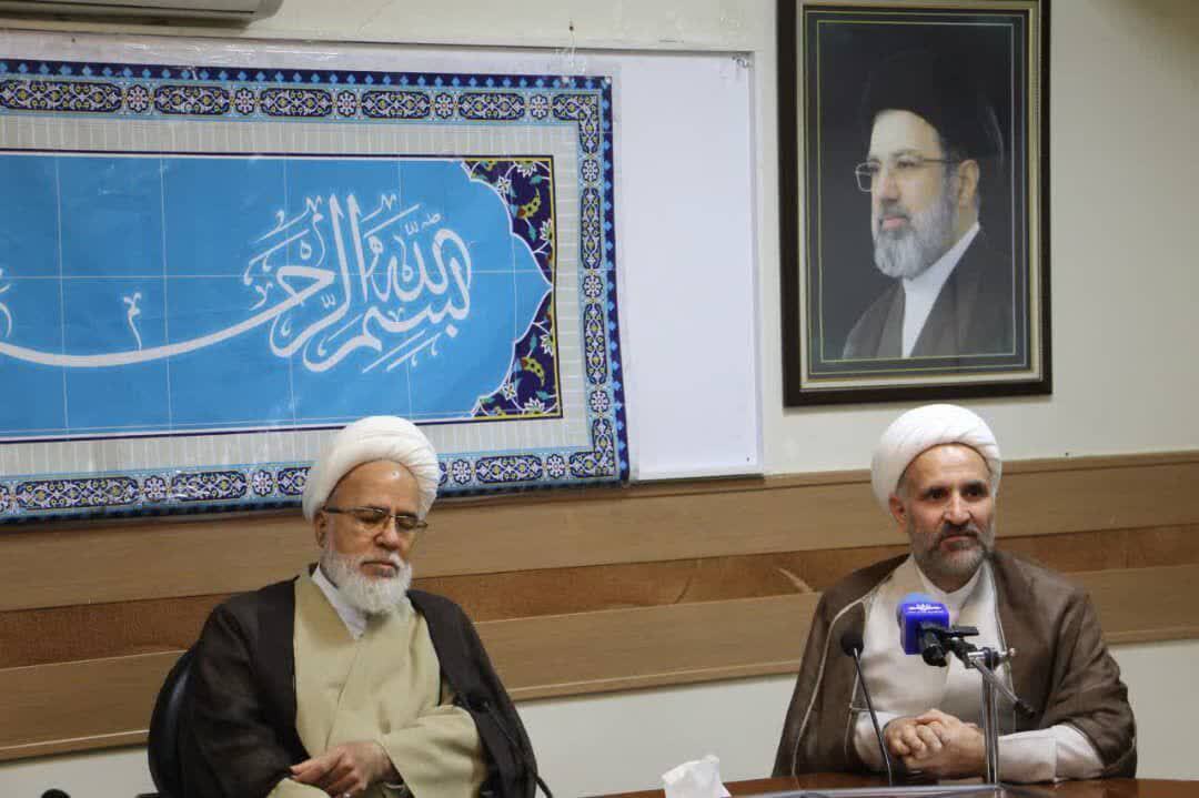 امام جمعه کرمانشاه: بچه‌ها باید از مدرسه حقوق بدانند