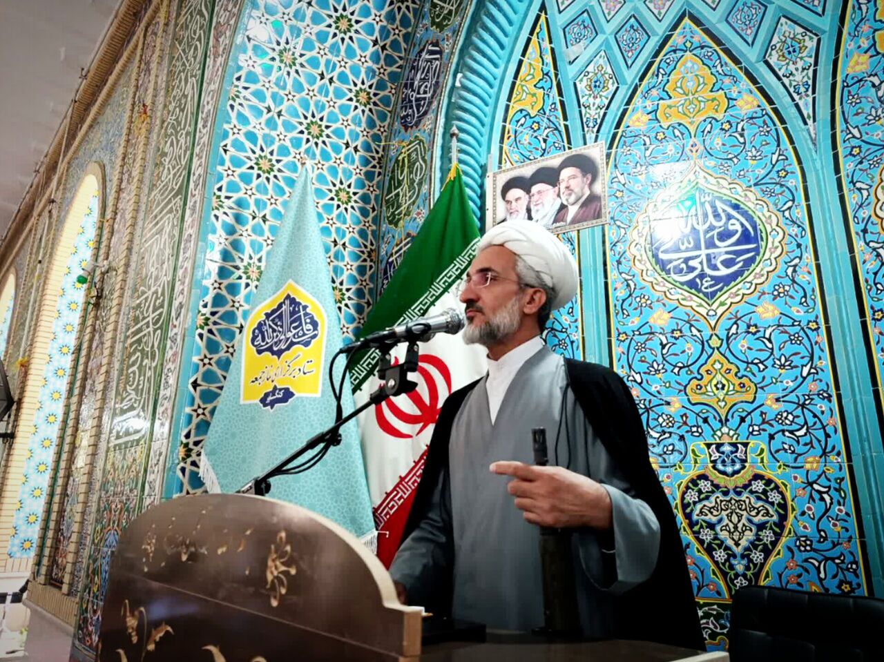 به دام افتادن زیرسطحی آمریکایی پیام روشنی از اشراف اطلاعاتی ایران دارد به دام افتادن زیرسطحی آمریکایی پیام روشنی از اشراف اطلاعاتی ایران دارد