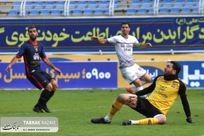 گزارش تصویری فوتبال حذفی نساجی مازندران _گل گهر سیرجان