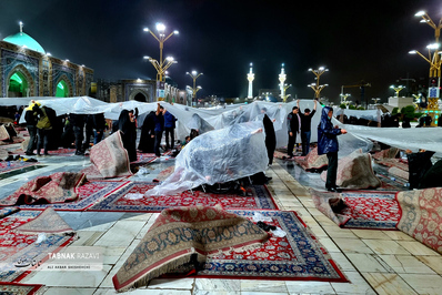 مراسم احیاء شب بیست و یکم ماه مبارک رمضان در حرم مطهر رضوی